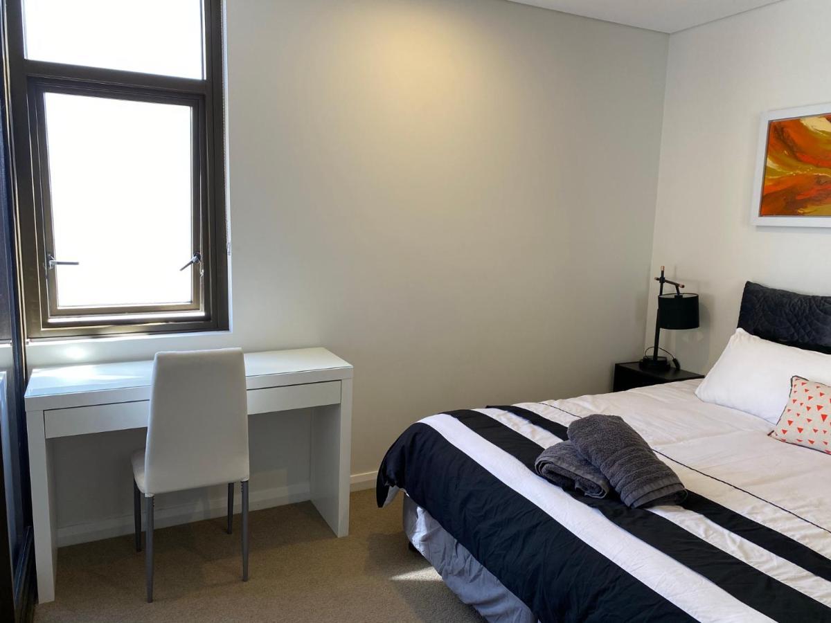 Governor Luxe 1 Bedroom Apartment In The Heart Of Barton Wifi Gym Wine Secure Parking Canberra Kingston Exterior photo