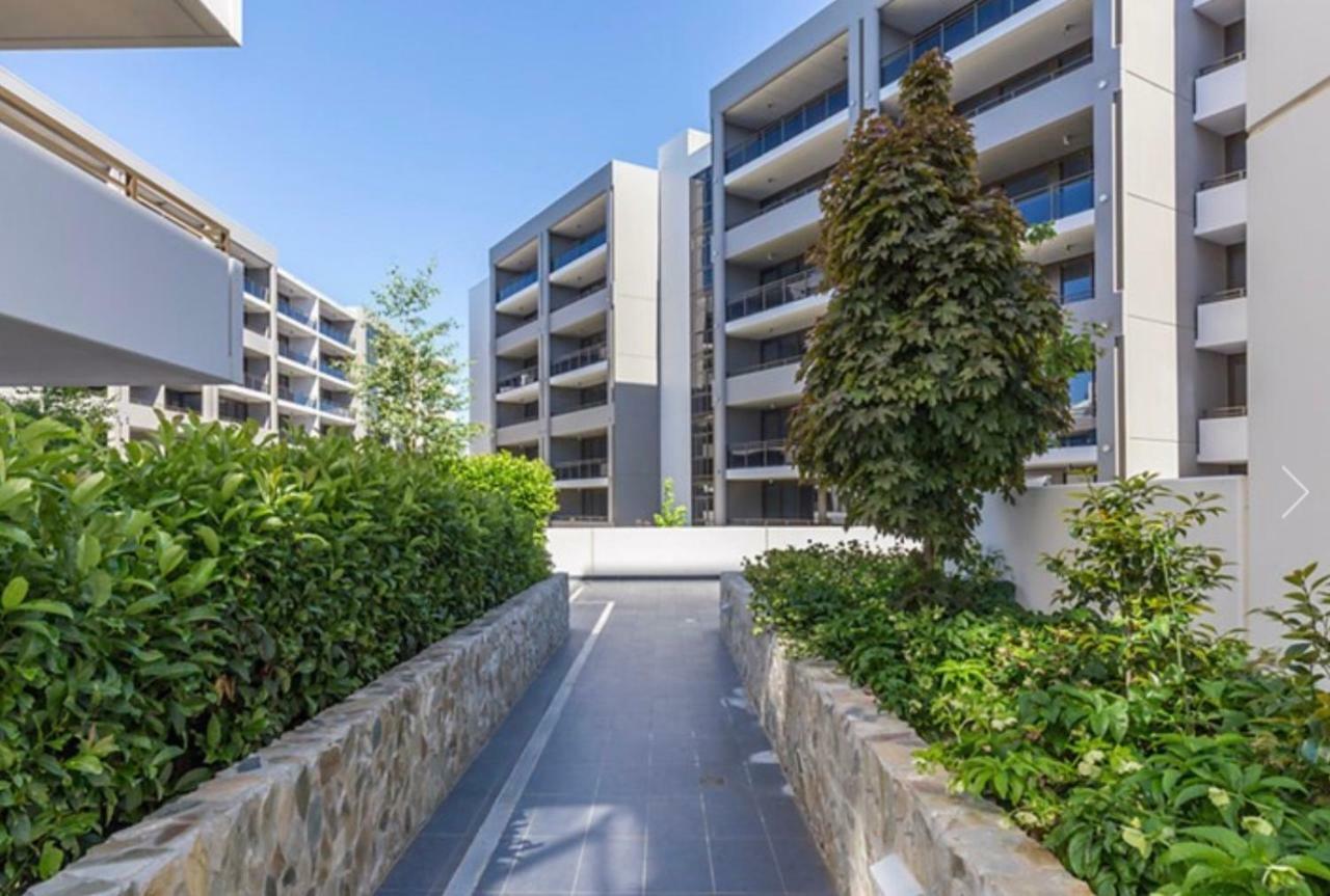 Governor Luxe 1 Bedroom Apartment In The Heart Of Barton Wifi Gym Wine Secure Parking Canberra Kingston Exterior photo